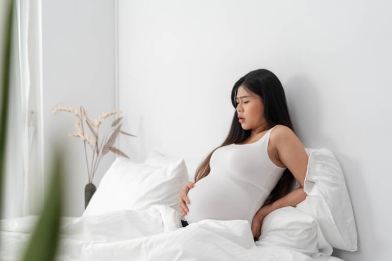 bà bầu nằm mơ thấy mình ra máu