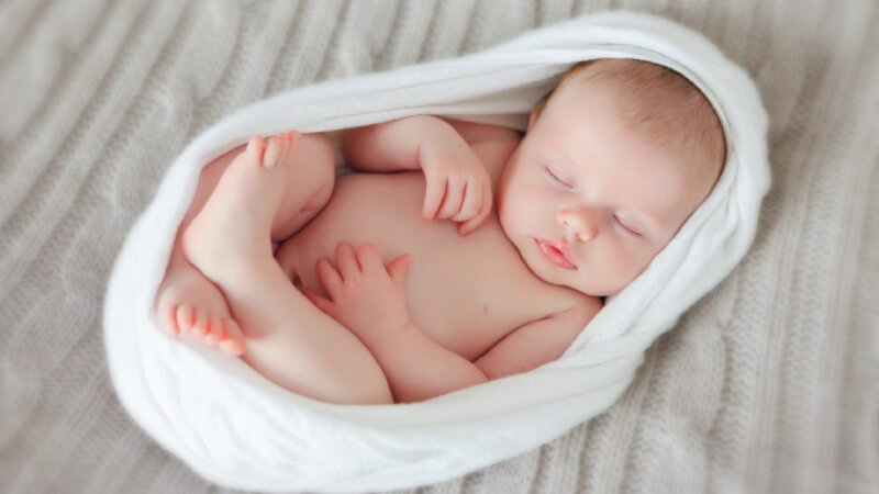 bầu nằm mơ thấy sinh con
