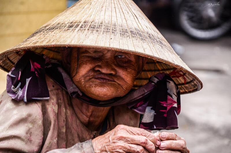 mơ thấy bà nội mất