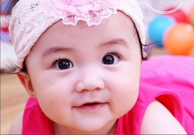 mơ thấy bé gái đánh con gì