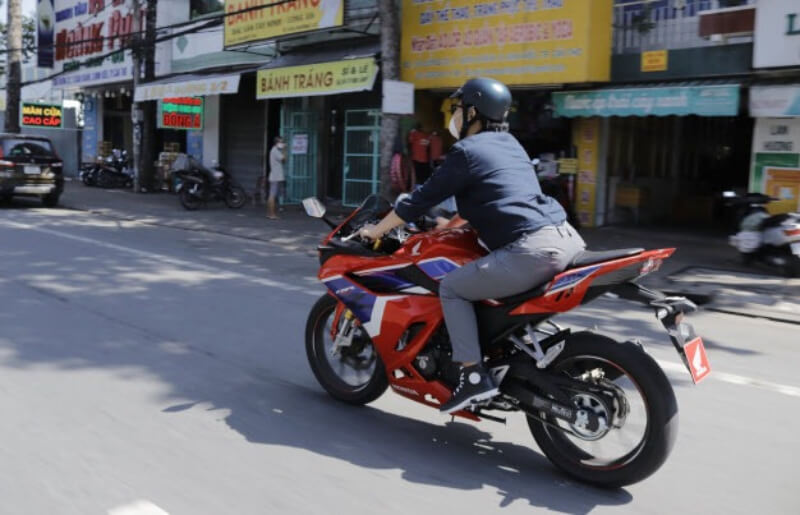 mơ thấy chạy xe máy