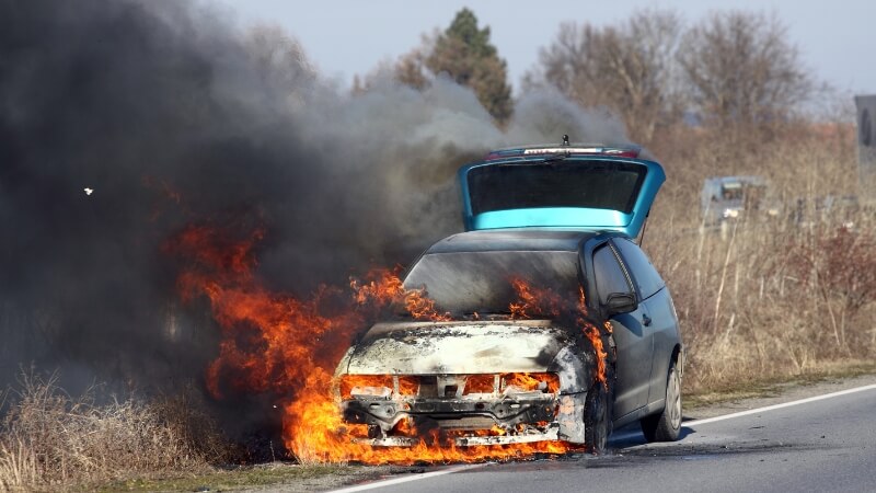 giải mã mơ thấy mình lái xe ô tô