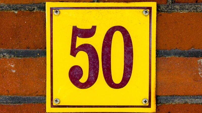 mơ thấy số 50 đánh con gì điềm báo gì