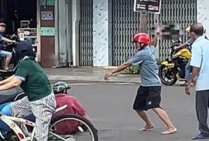 mơ thấy chém nhau